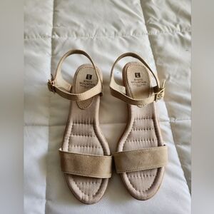 White Mountain Corky Leather Open Toe Casual Ankle Strap Sandals